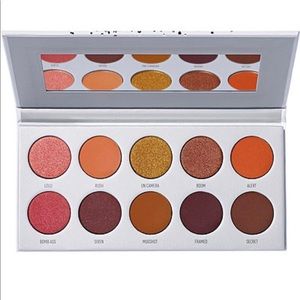 Jaclyn Hill x Morphe RING THE ALARM Pallet